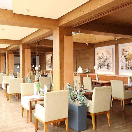 Kurhotel Bad Rodach an der ThermeNatur Bagian luar foto