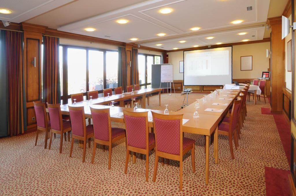 Kurhotel Bad Rodach an der ThermeNatur Bagian luar foto