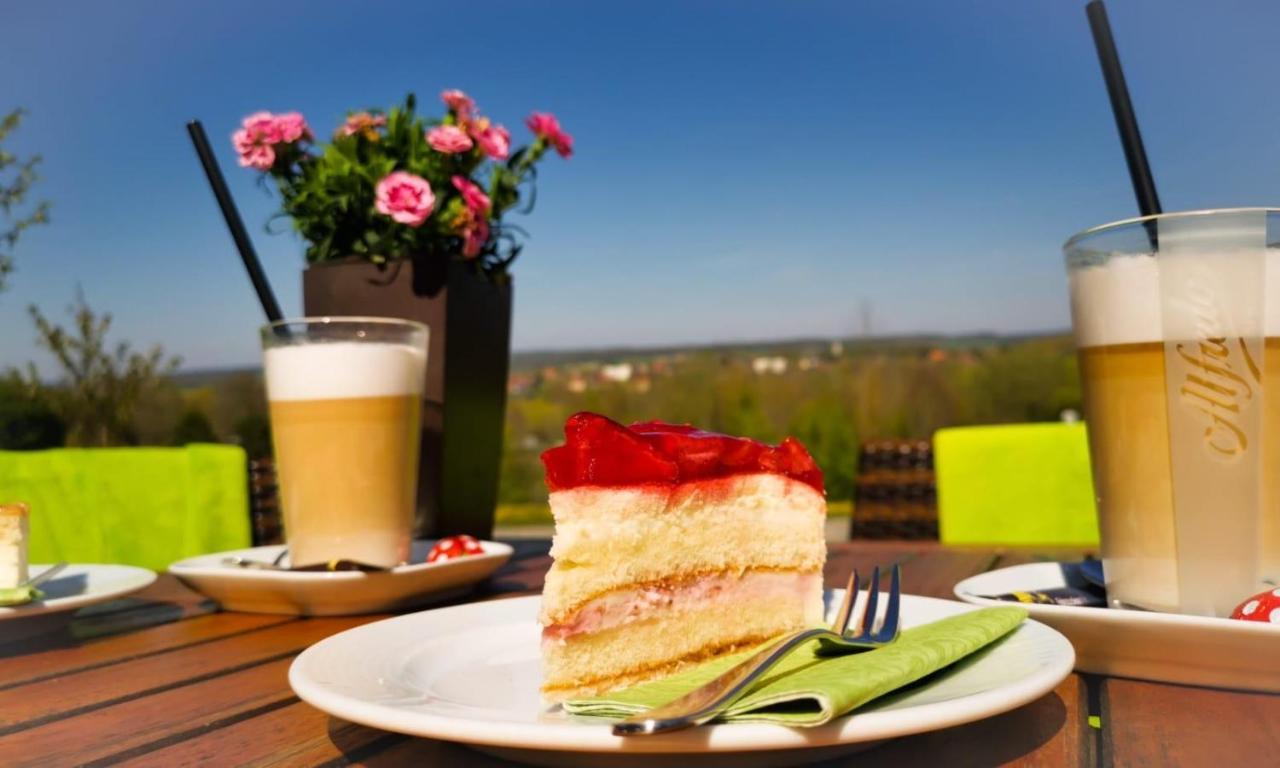 Kurhotel Bad Rodach an der ThermeNatur Bagian luar foto