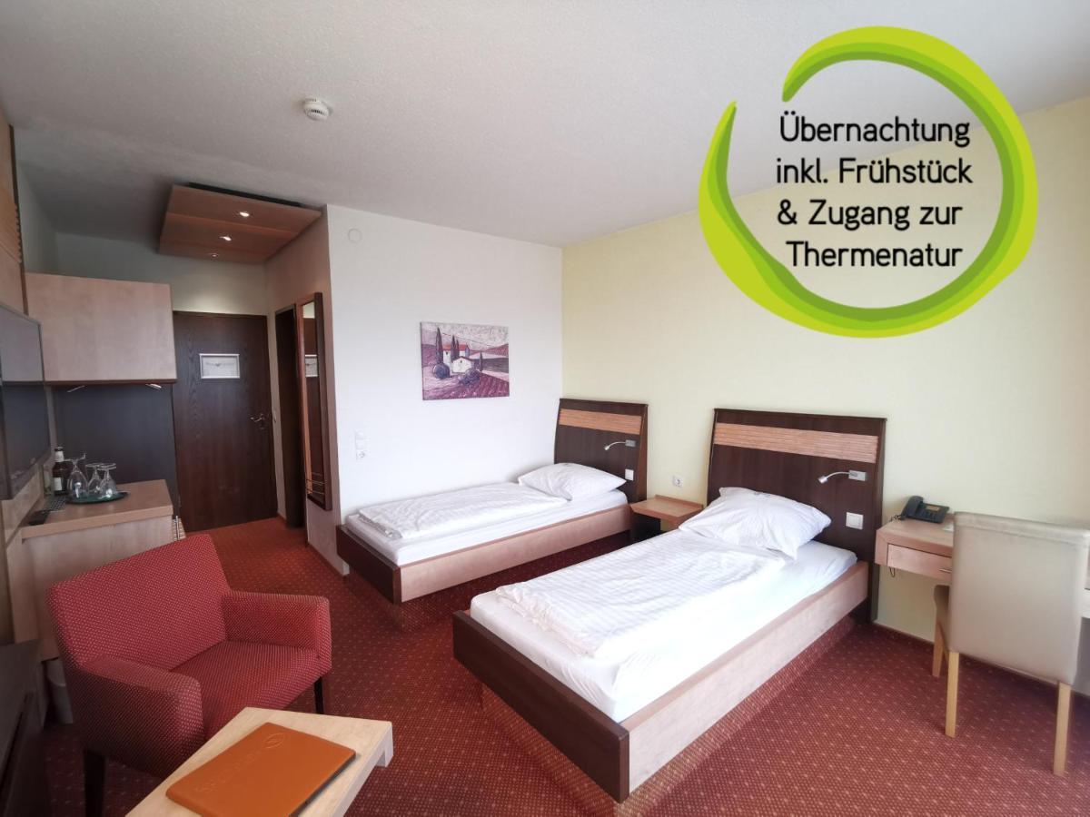Kurhotel Bad Rodach an der ThermeNatur Bagian luar foto